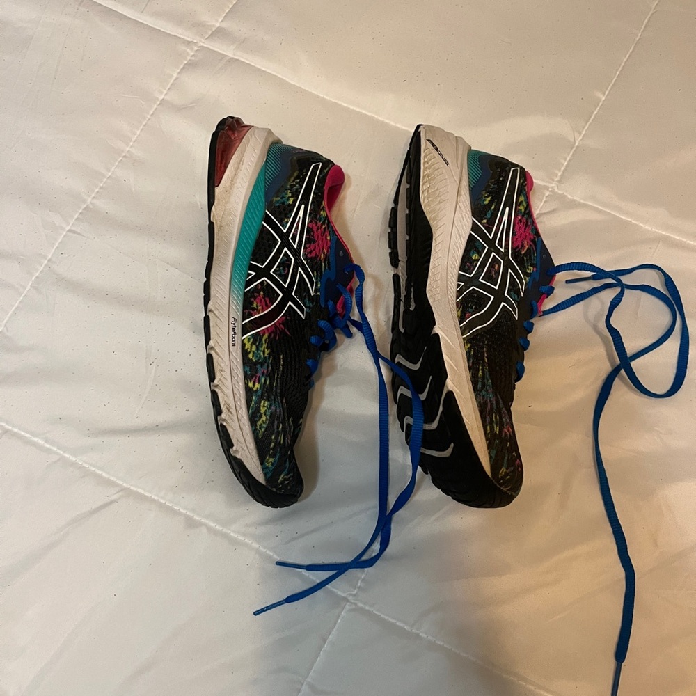 ASICS Women's Black and Pink Athletic Shoes - Picture 3 of 8